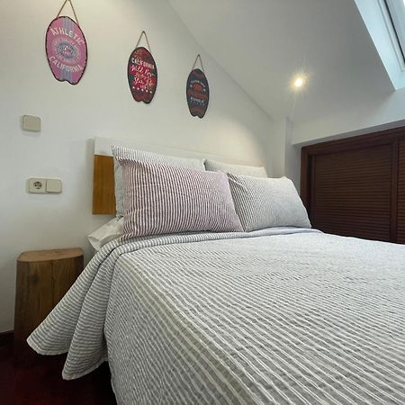 Apartmán O Xaneiro Noia Exteriér fotografie