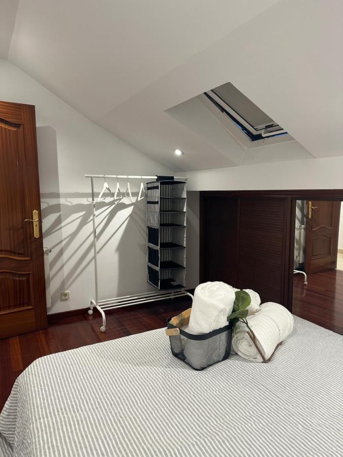 Apartmán O Xaneiro Noia Exteriér fotografie