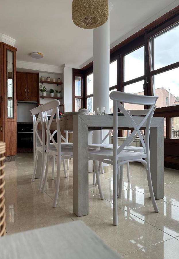 Apartmán O Xaneiro Noia Exteriér fotografie